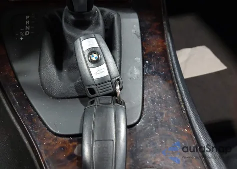 2008 BMW 328I из США, поврежденный, VIN WBAVC53518FZ89787